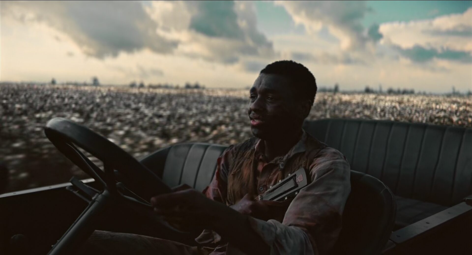 نقد و بررسی فیلم گناهکاران (Sinners) 13 گناهکاران / سمی